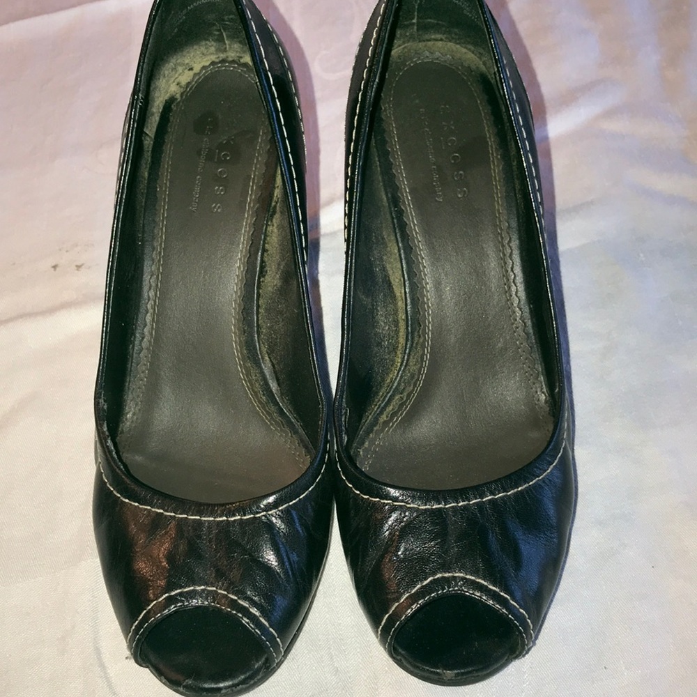 Black heel